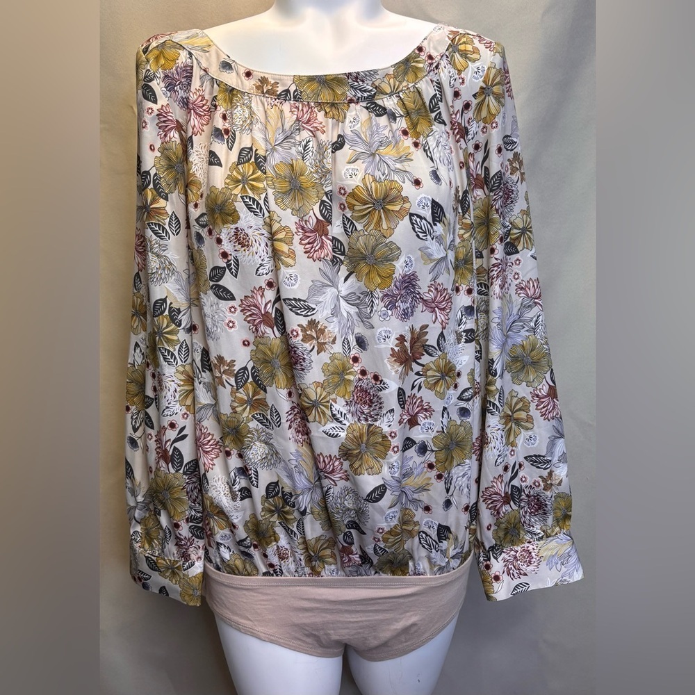 Loft‎ Outlet Long Sleeve Floral Blouse Bodysuit Size Medium - Picture 9 of 10